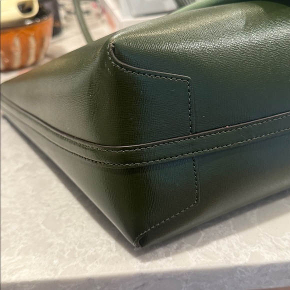 Kate Spade, Becker Saffiano leather, large tote - Picture 7 of 8